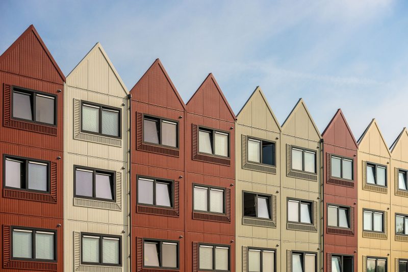 Blog 3 Fireworks and First Mortgages: How to Navigate the Summer Housing Market Before Labor Day